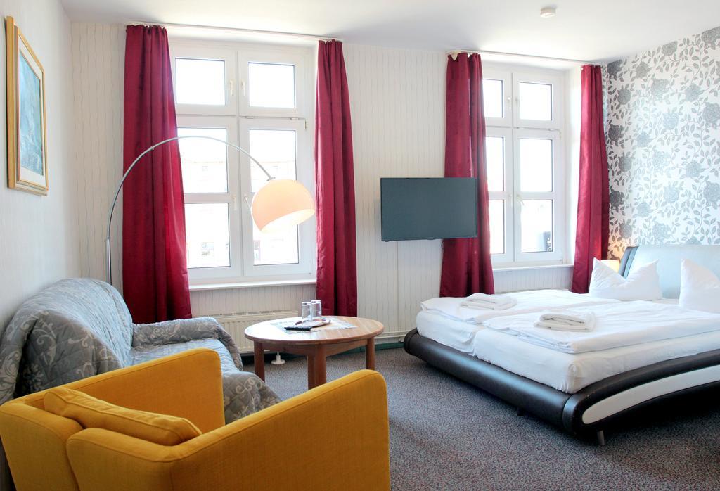 Pension Klabautermann Stralsund Exterior foto